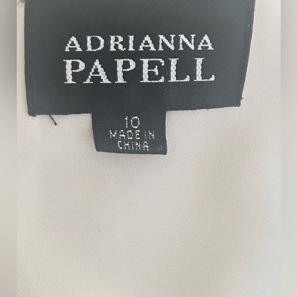 Adrianna Papell Vintage Women's
Ivory Cream - Picture 9 of 9